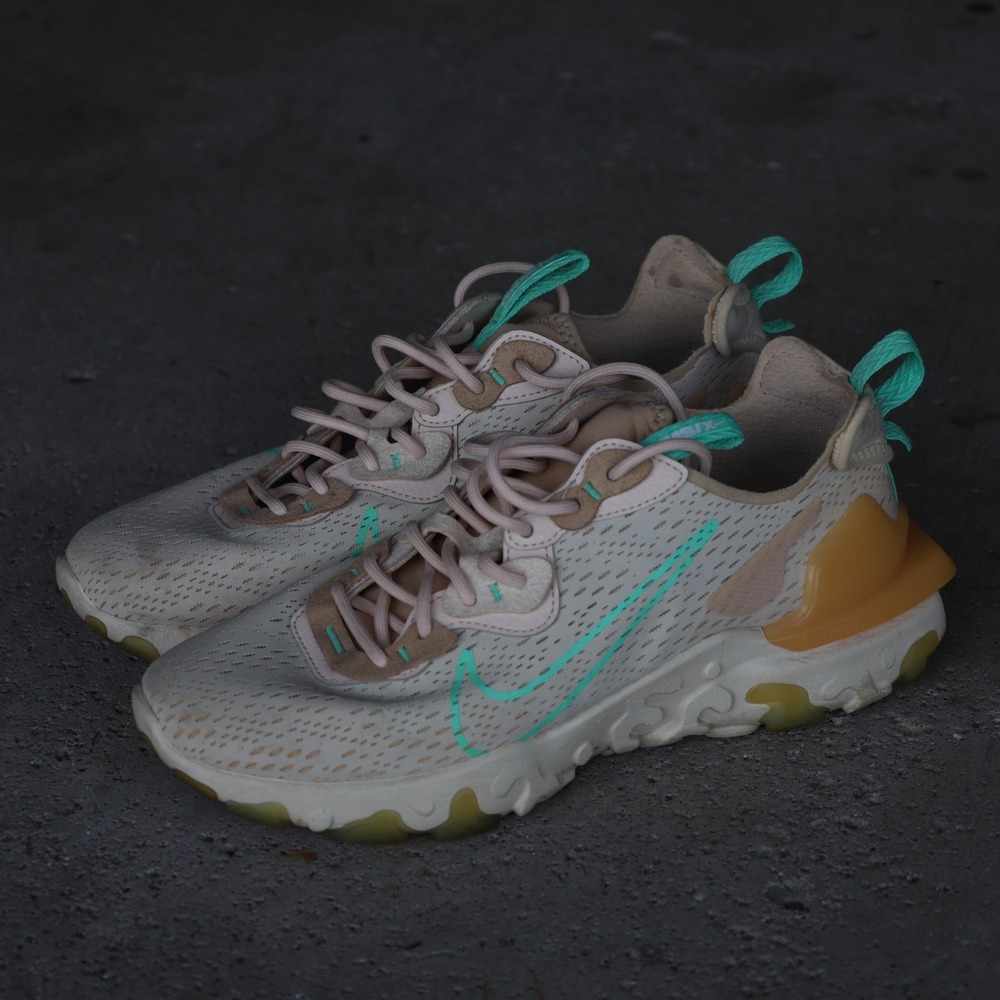Nike React Vision Khaki Mint Green Women's Size 10 CI7523-201 Sneakers